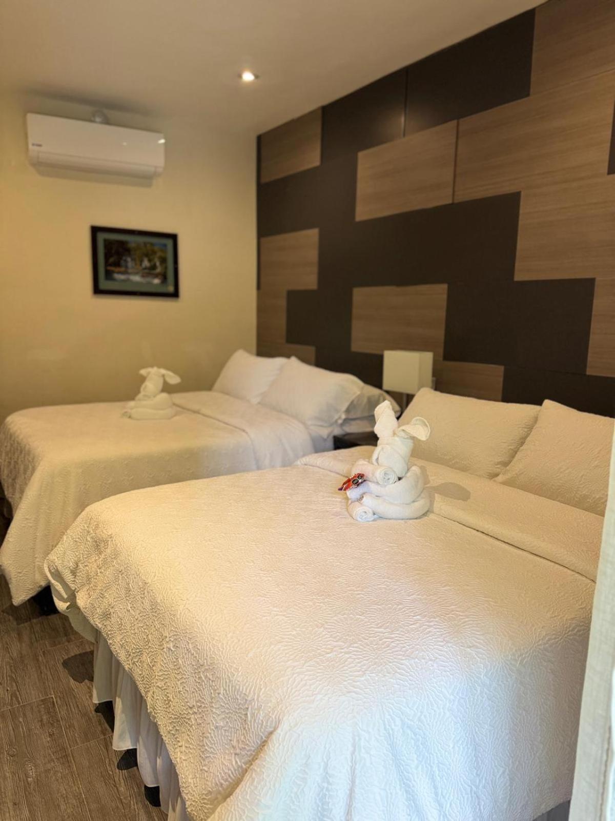 Double Room,1708283007:JPEG